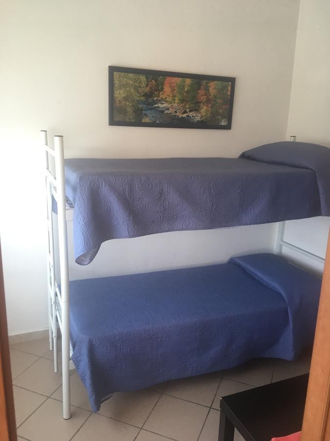 Apartment Tirreno Tirrenia Buitenkant foto